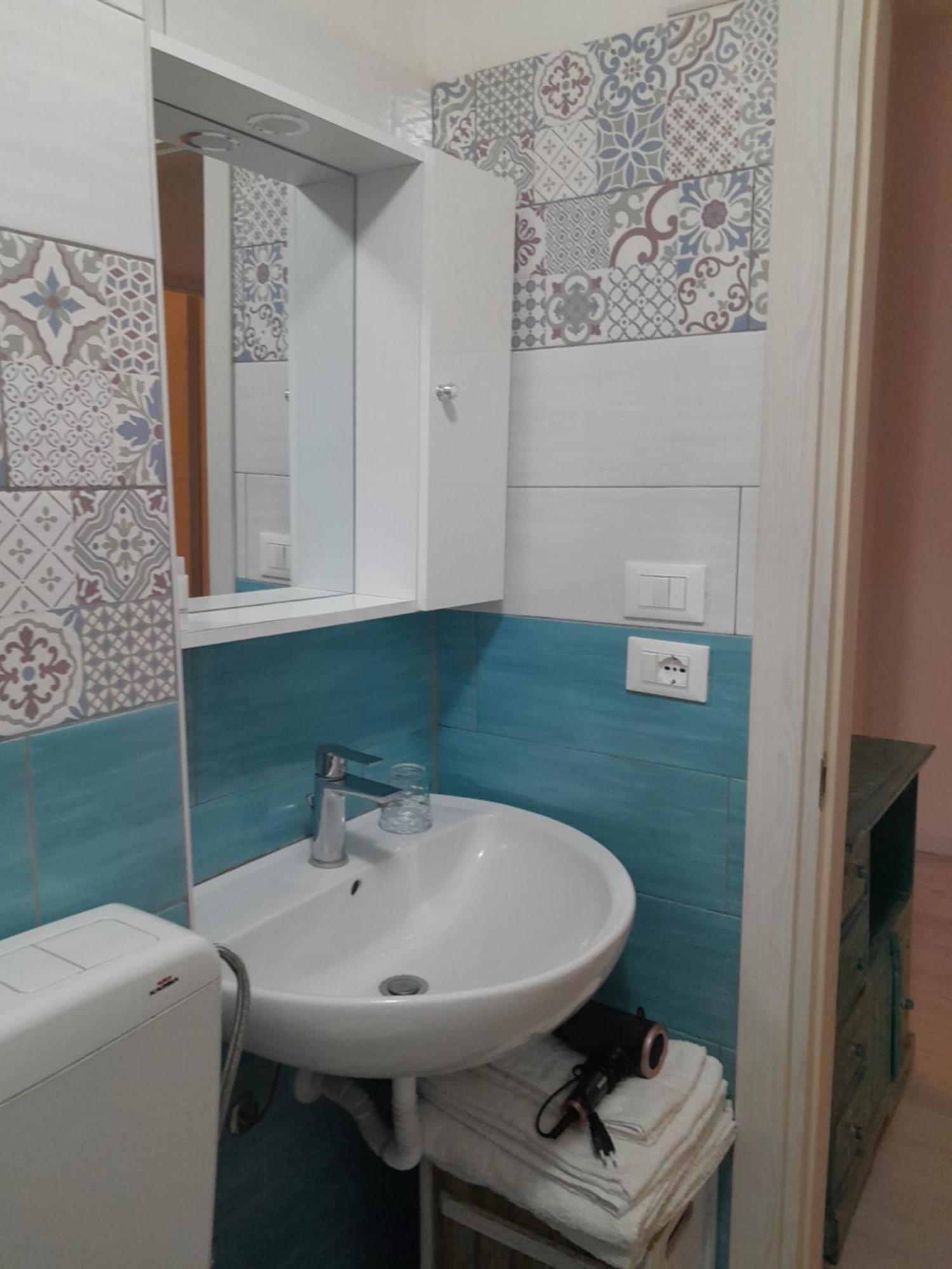 ピオンビーノCasa Di Lucaアパートメント エクステリア 写真